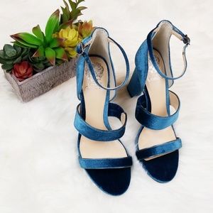 VINCE CAMUTO | Blue velvet Heeled Sandals EUC✨💙